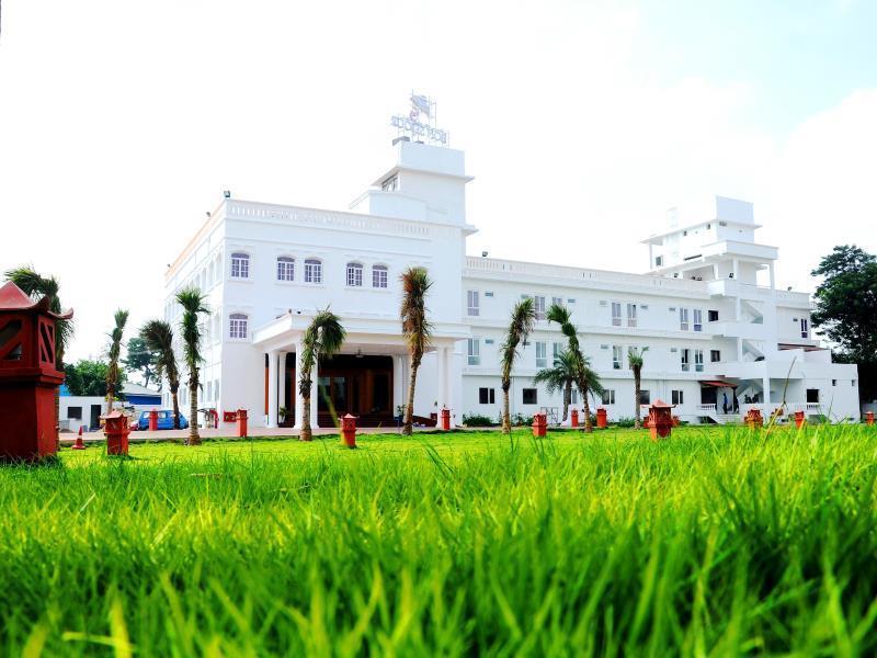 Hotel Bonsejour Pondicherry Exterior photo